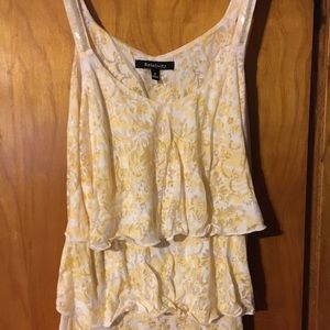 Relativity top ❤️ NWOT